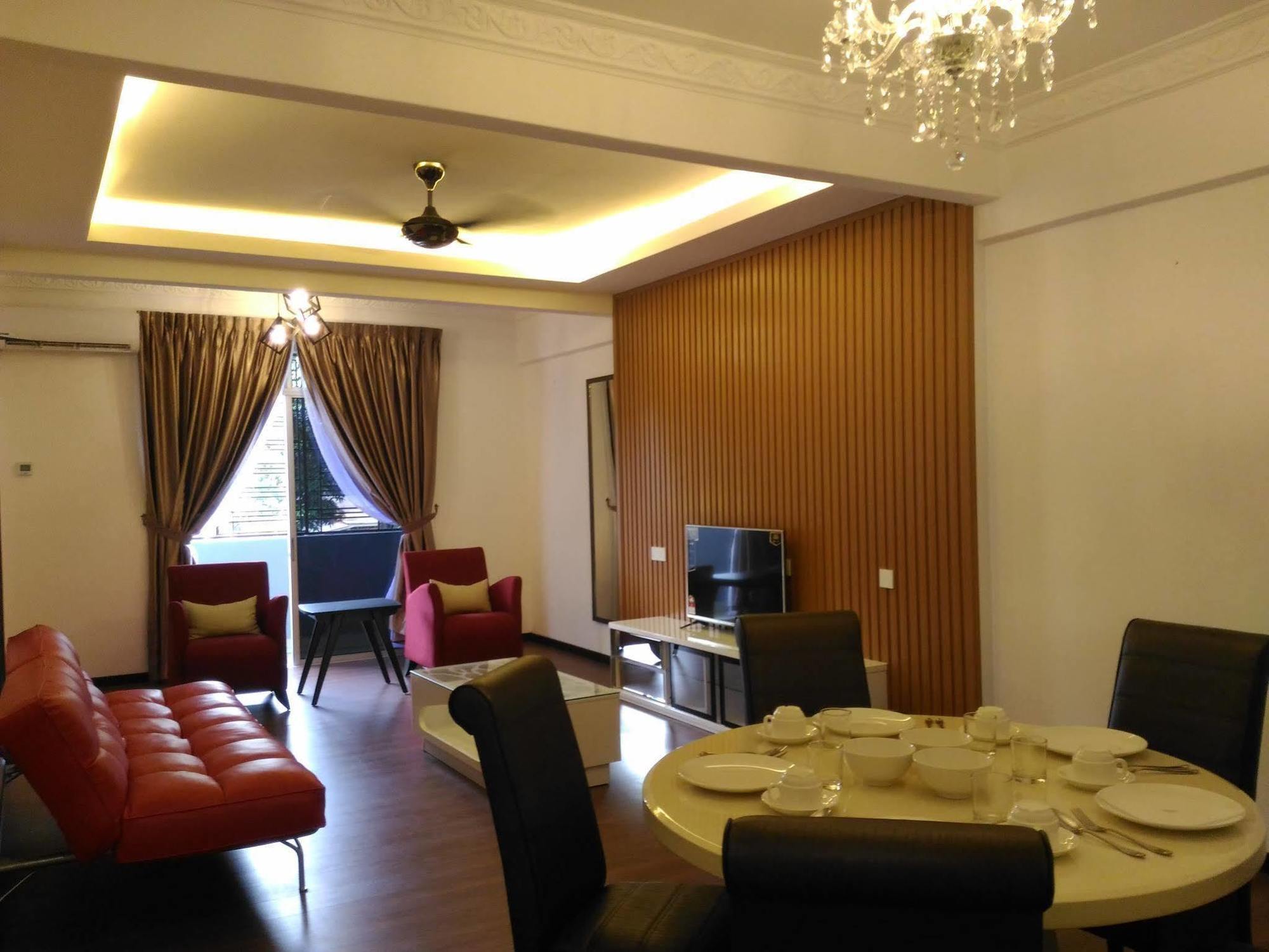 Midcity Service Suite Malacca Eksteriør bilde